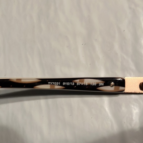 Tory Burch sunglasses - Picture 6 of 6